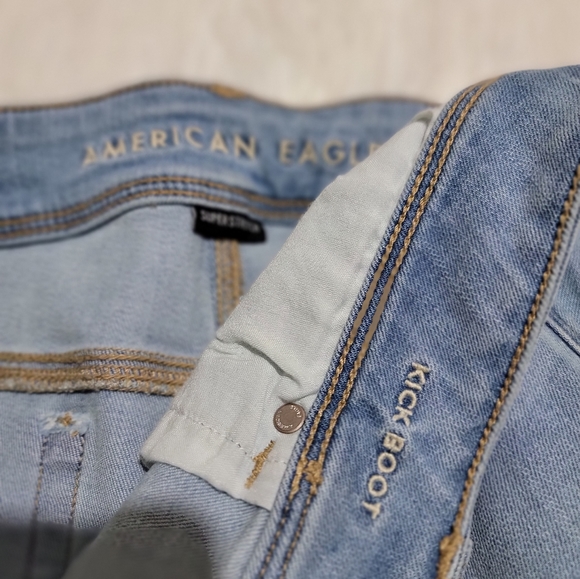 American Eagle Women's Kick Boot Light Wash Jeans Size 20 Regular - Picture 3 of 4